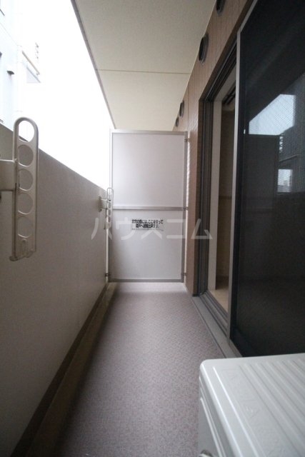 17/30 バルコニー