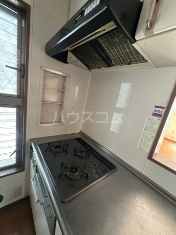 13/28 キッチン