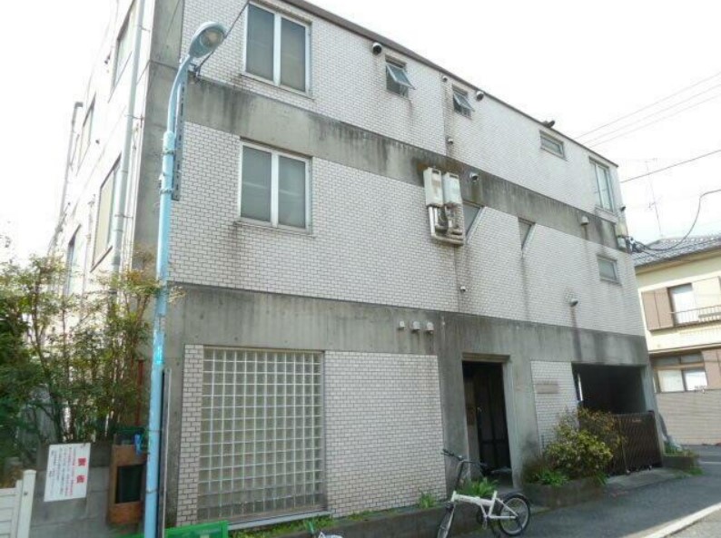 17/26 エントランス