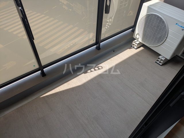 13/23 バルコニー