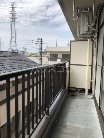 15/26 バルコニー