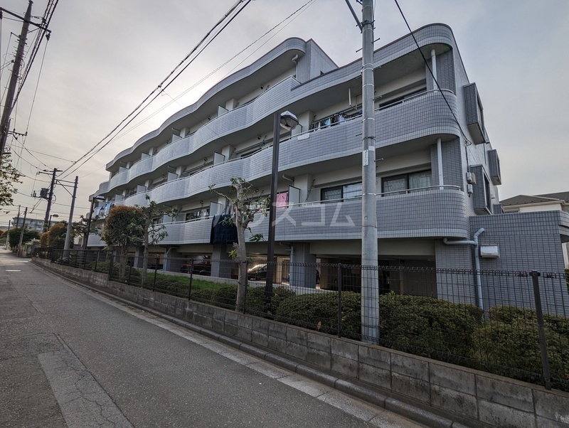 15/25 エントランス