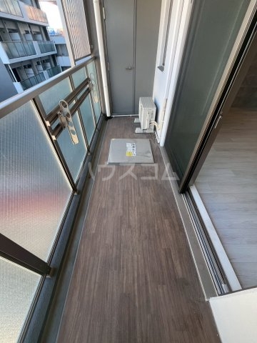 19/30 バルコニー