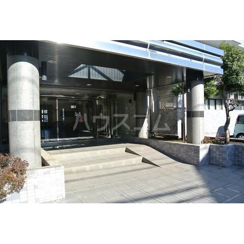 14/16 エントランス