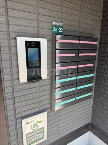 19/28 エントランス
