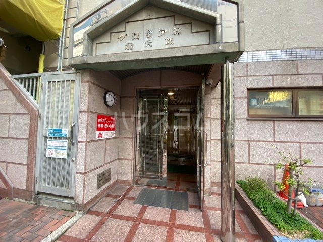 20/29 エントランス