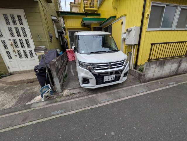 3/3 駐車場