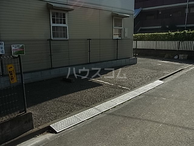 14/22 駐車場