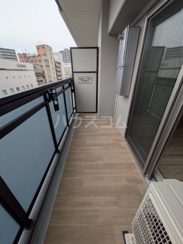 19/30 バルコニー