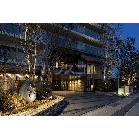 17/18 エントランス