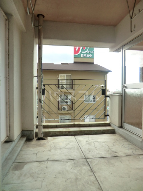 14/27 バルコニー