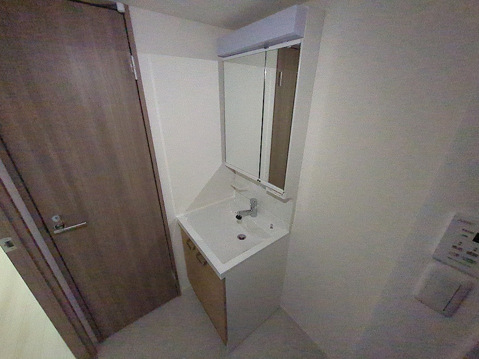 15/30 洗面