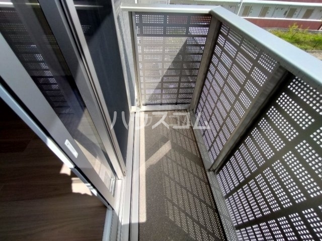 13/23 バルコニー