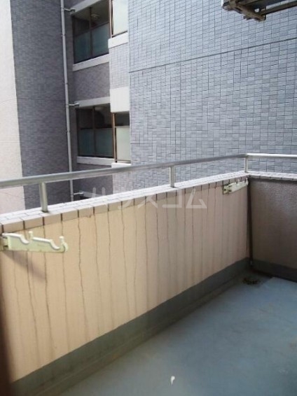 17/23 バルコニー