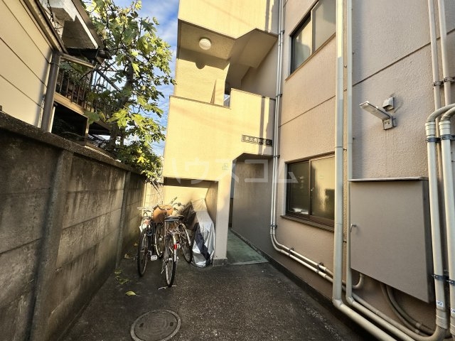 3/6 エントランス