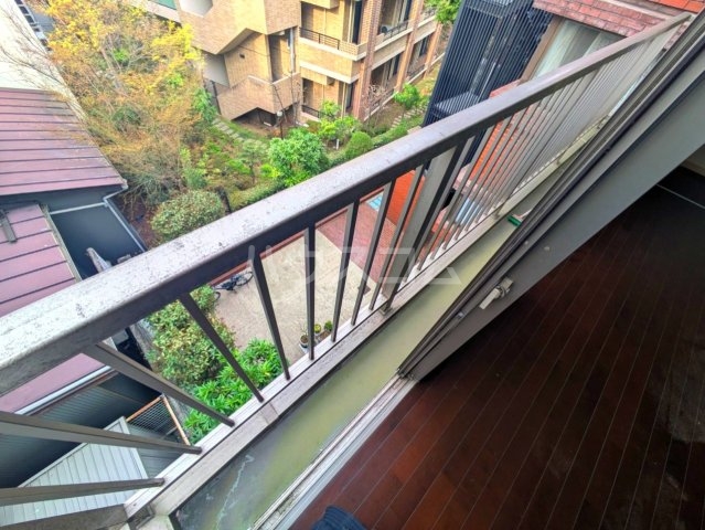 15/26 バルコニー