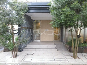 2/4 エントランス