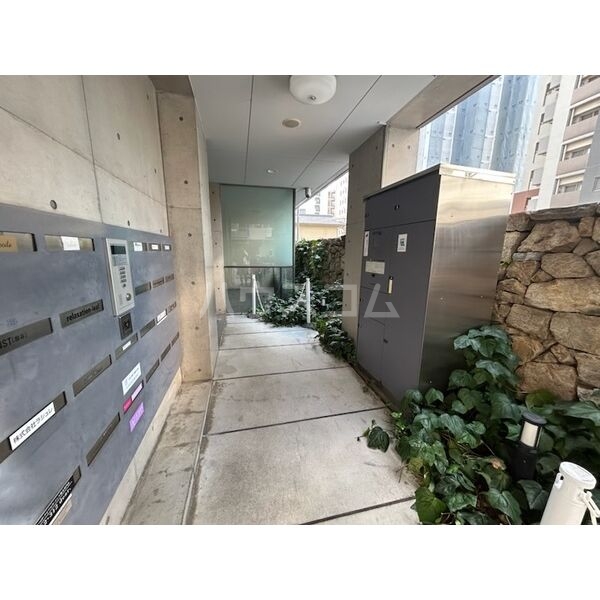 16/26 エントランス