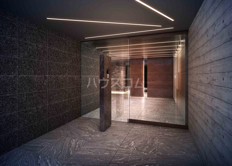 14/18 エントランス