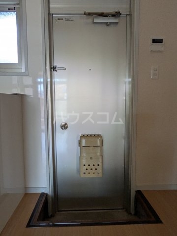 14/30 玄関