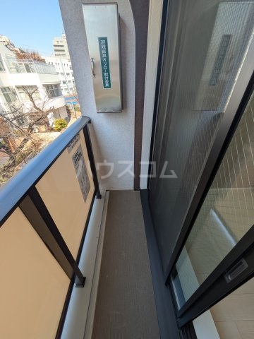 16/23 バルコニー