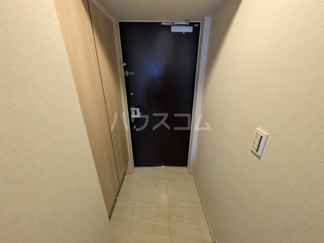 25/30 エントランス