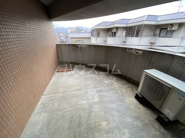 23/30 バルコニー