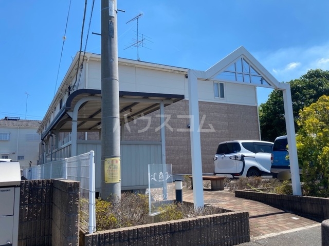 24/30 エントランス