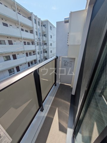 16/23 バルコニー