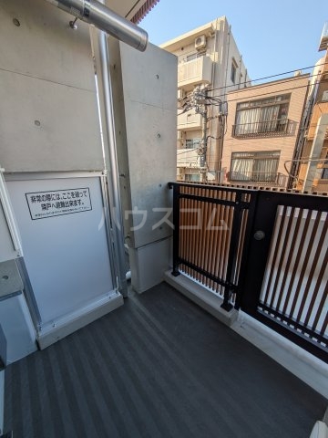 19/26 バルコニー