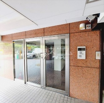 13/23 エントランス