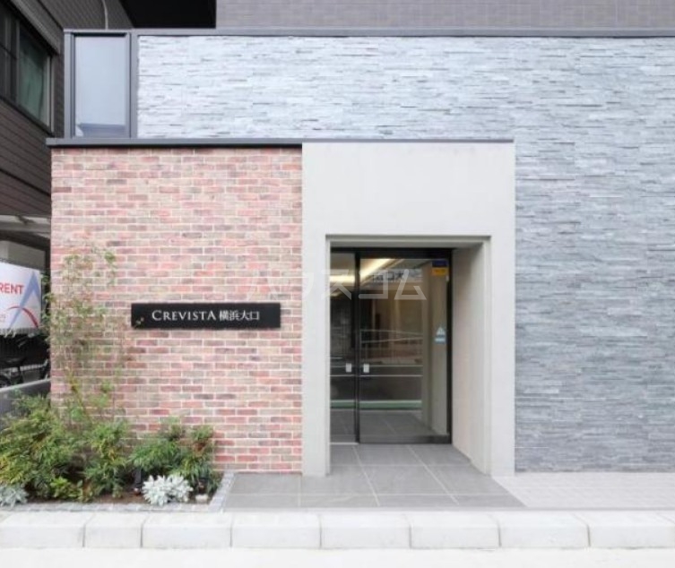 17/18 エントランス