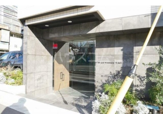 20/24 エントランス