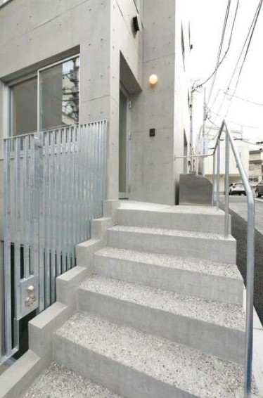 4/7 エントランス