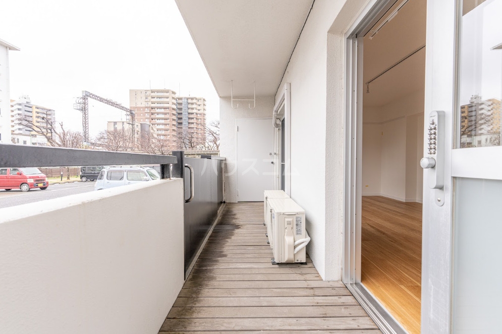 14/26 バルコニー