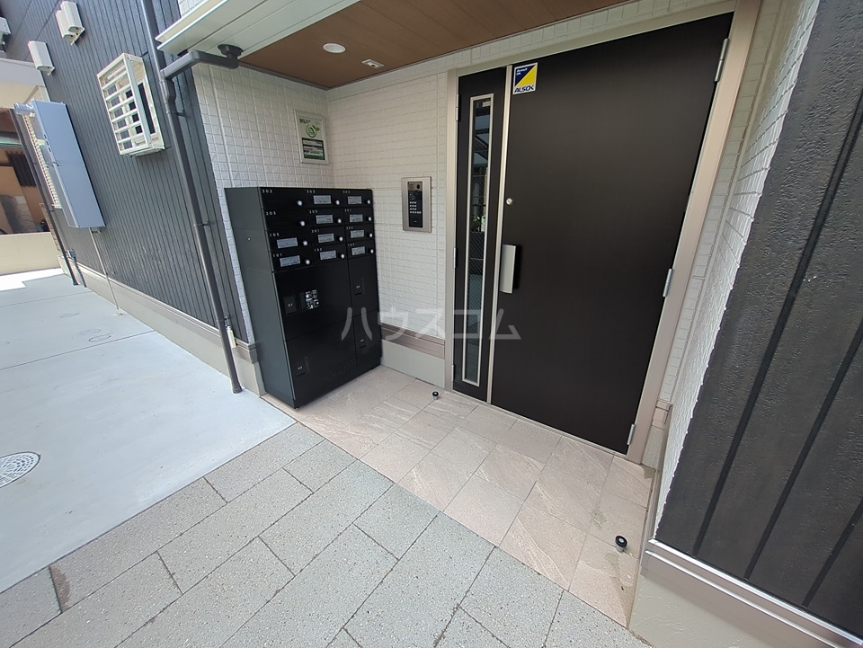 29/30 エントランス