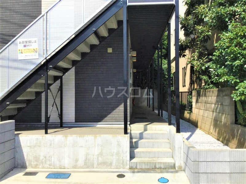 3/6 エントランス