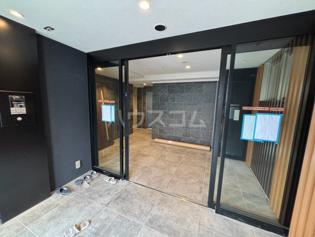 29/30 エントランス