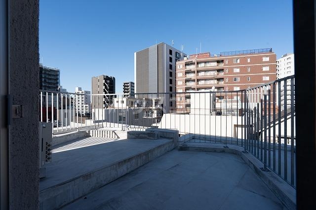 13/27 バルコニー