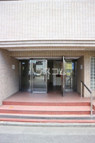 5/8 エントランス