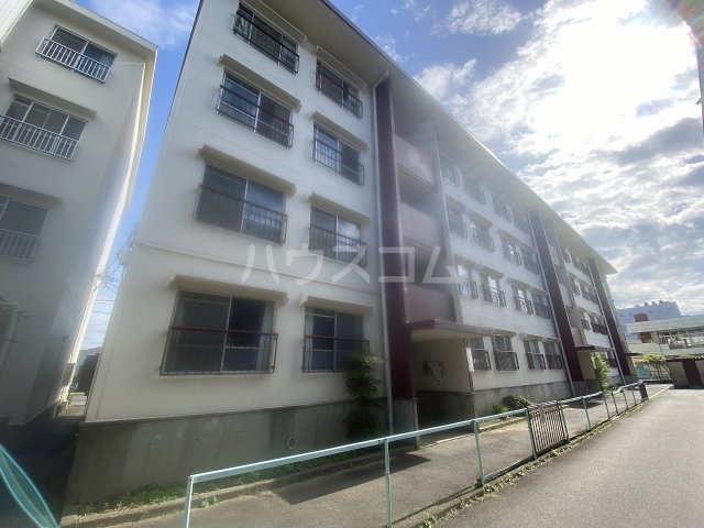 16/26 エントランス