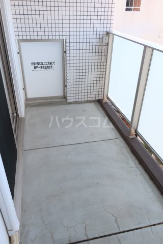 13/27 バルコニー