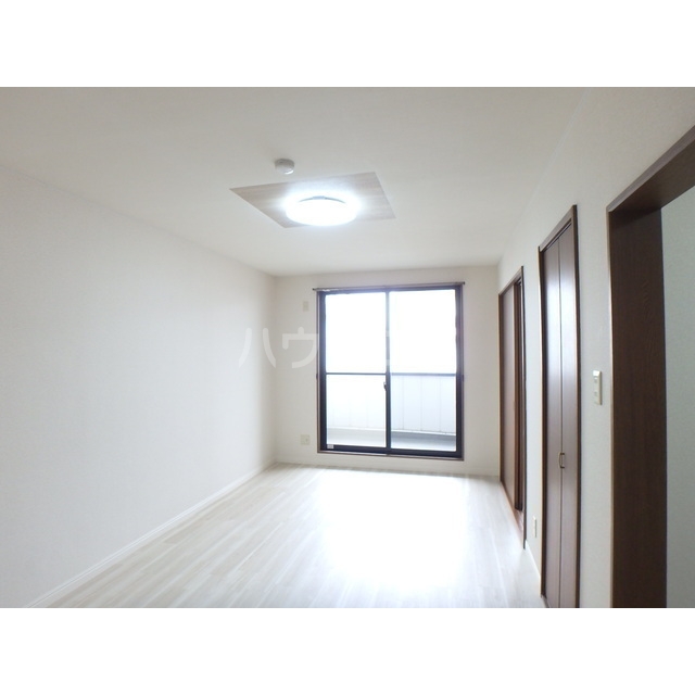 4/13 リビング/ダイニング