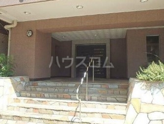 14/23 エントランス