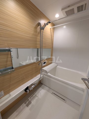 14/30 浴室