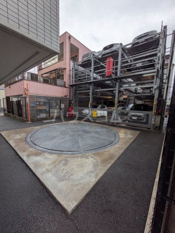 22/30 駐車場