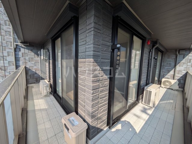 19/30 バルコニー