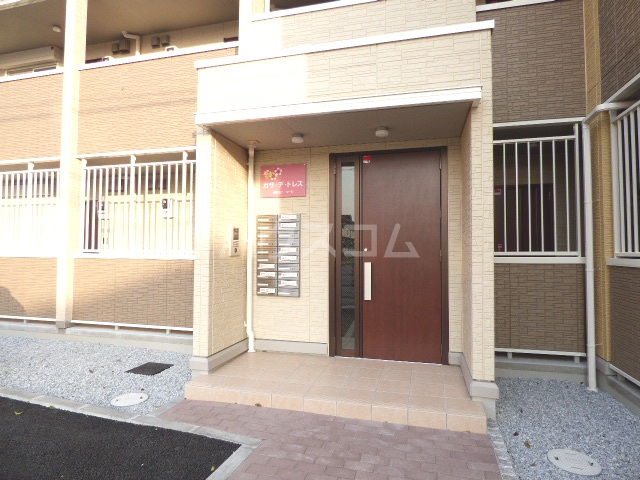 17/28 エントランス