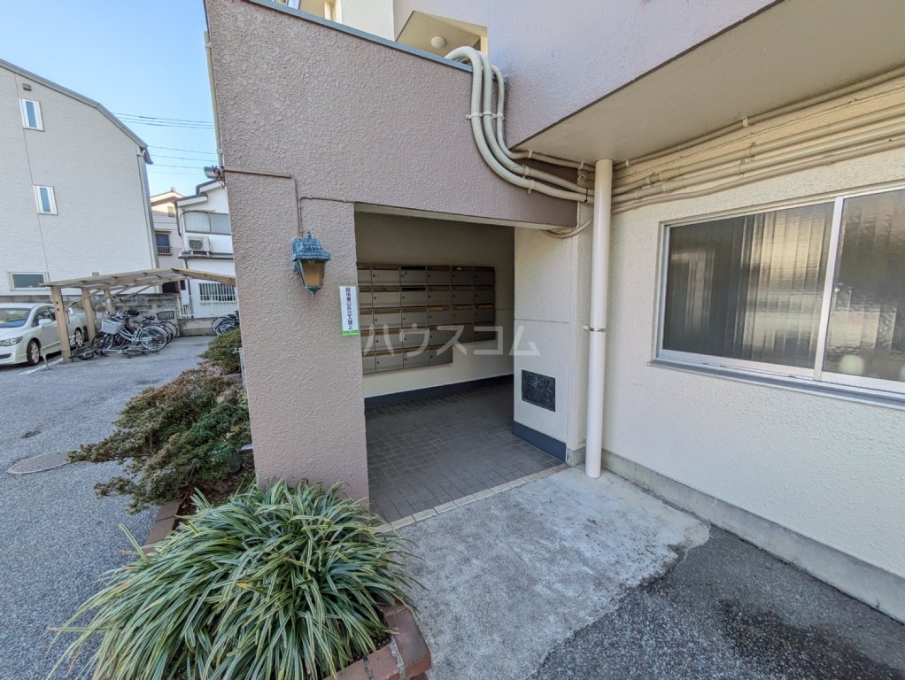 8/11 エントランス