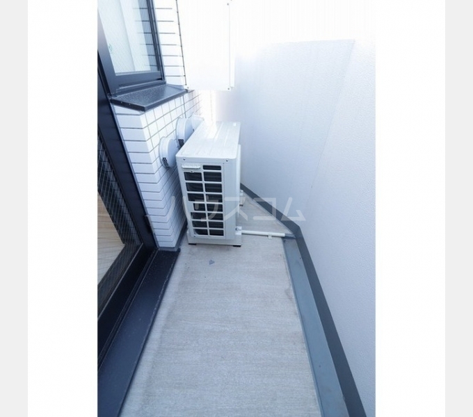 13/30 バルコニー